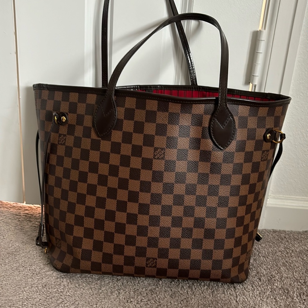 Louis Vuitton Neverfull